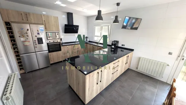 Exclusivo Chalet Reformado en Caceres - R-66 por 594.900€ — 21