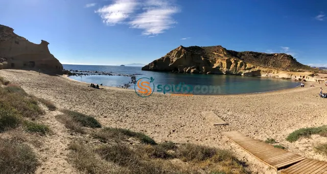 Terreno urbanizable en Calarreona a 400 m de la playa de 155 - foto 5
