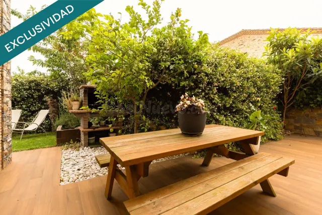 Villa exclusiva con piscina (LICENCIA TURÍSTICA) — 48