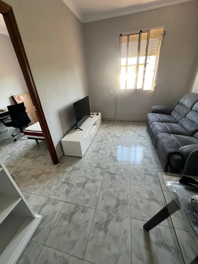 Zona Sur Reina Mercedes. Excelente vivienda reformada y amue - foto 2