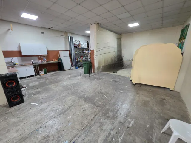 LOCAL COMERCIAL EN CASTELLÓN DE LA PLANA — 12