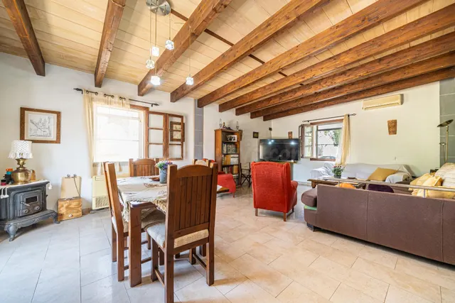 Propiedad con terreno, estudio independiente y piscina - foto 3