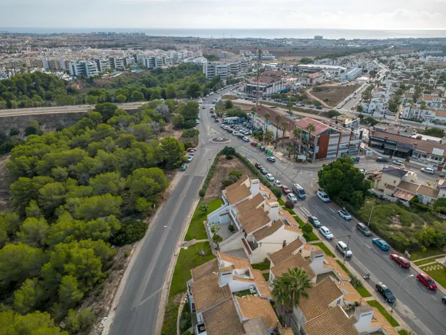Bungalow en planta baja con 2 dormitorios, zona Villamartin — 34