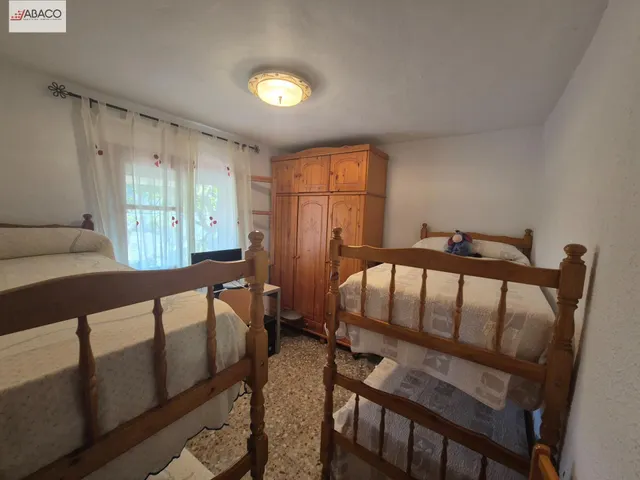 Chalet en terreno urbano — 8