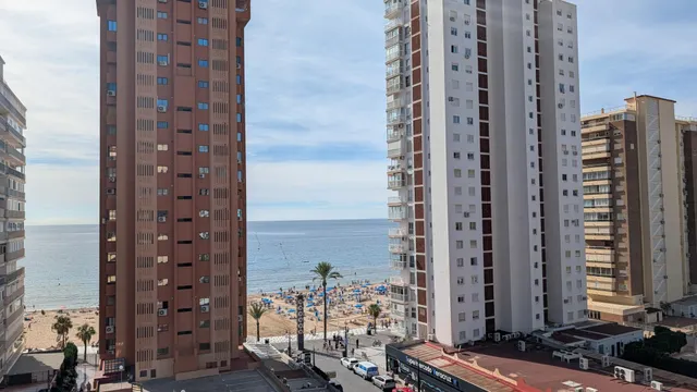 Apartamento de dos habitaciones a un paso de la playa de Levante Benidorm! www.euroloix.com — 15