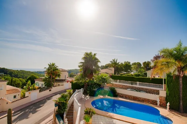 MAJESTUOSA VILLA CON VISTAS AL MAR, CERCA DE LA PLAYA DE LA FUSTERA, BENISSA — 38