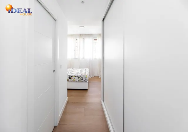 *  EXCLUSIVA VIVIENDA REFORMADA EN PLAZA MARIANA PINEDA — 15
