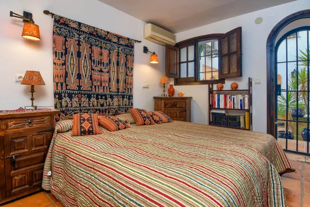 ✓Villa Amplia de Estilo Rústico con Piscina en Calpe, Costa Blanca. — 14