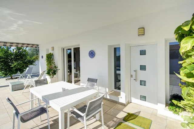 EXCLUSIVO CHALET INDEPENDIENTE DE UNA SOLA PLANTA EN EL VENTORRILLO – CÚLLAR VEGA — 7