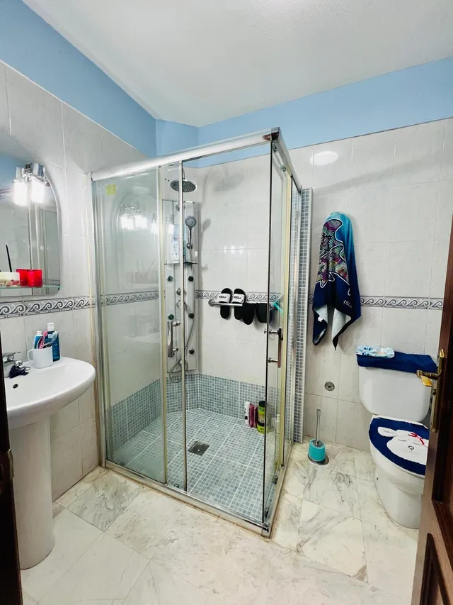 Villa Isabel piso de tres habitaciones , dos baños , garaje y trastero — 9