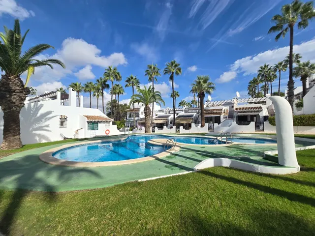 Casa 2 habitaciones 66m² en venta - Villamartín-Las Filipinas — 29