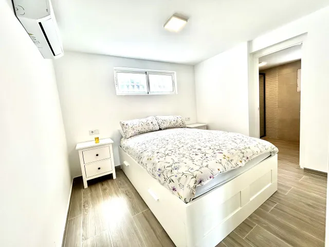 Villa 5 habitaciones 166m² en venta - Villamartin — 38