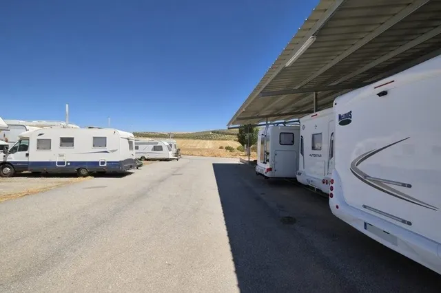 Parking de Caravanas — 8