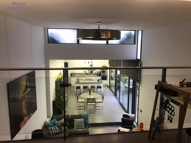 Vivienda SINGULAR en el centro de Logroño.Planta baja, más dos. Terraza de sesenta metros y jardin con pozo. — 38