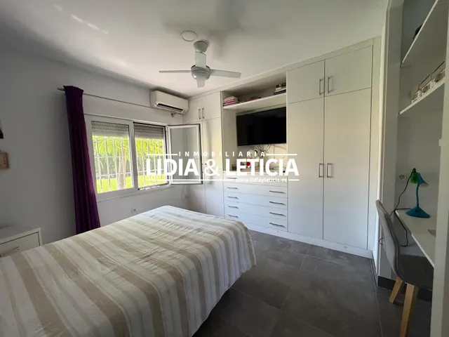Fantástico Chalet en una sola planta — 22