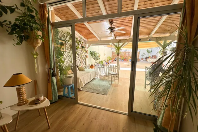 Gran apartamento en Torrevieja: 2 hab, 1 baño — 18