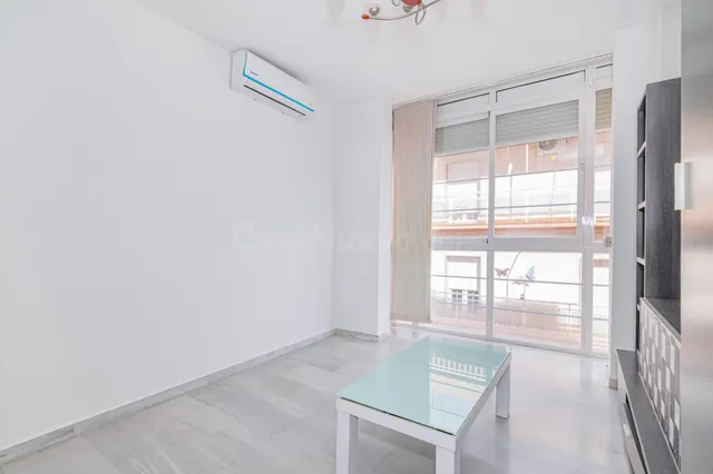 PISO CON GARAJE JUNTO PARADA METRO - foto 2
