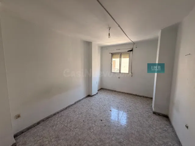 ¡Gran Oportunidad de Inversión y Reforma en San Juan de Aznalfarache! — 4