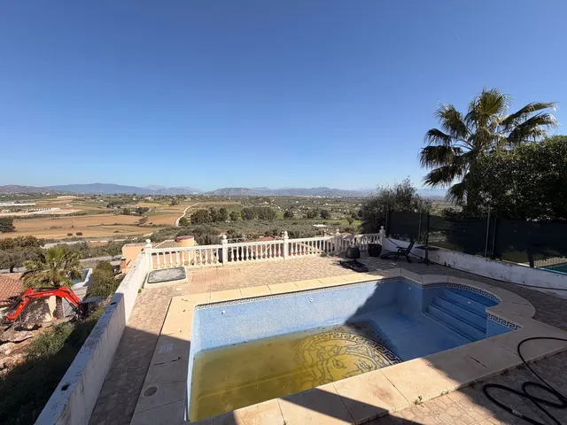 Chalet 4 habitaciones 251m² en venta - South of spain — 34