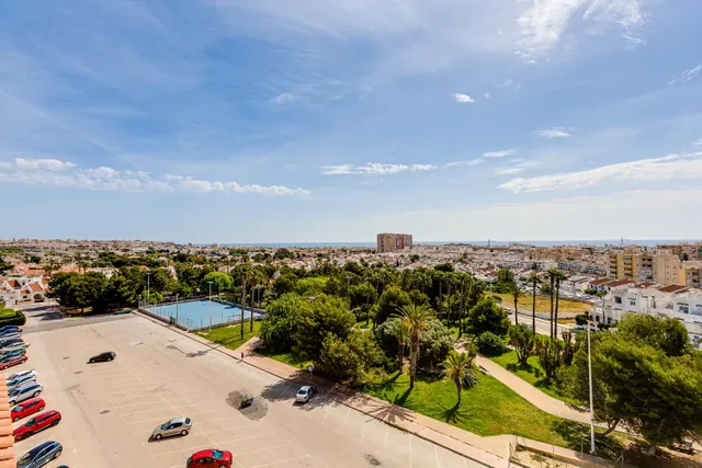 Apartamento de dos dormitorios en residencial con piscina comunitaria — 39