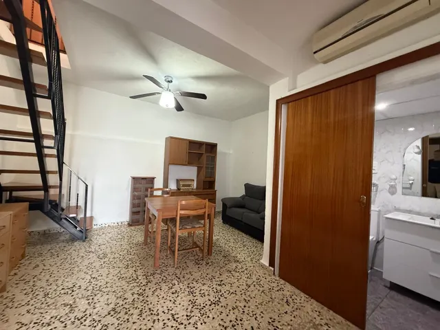 CASA DE PUEBLO CON PATIO — 13
