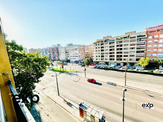 PISO EN AVENIDA DEL CID - foto 3