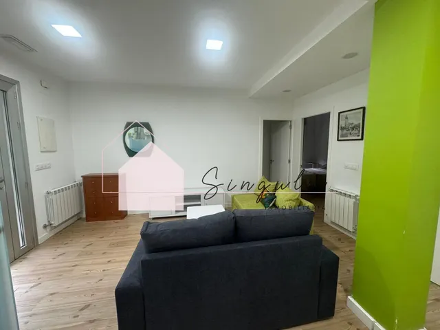 ALQUILER PLANTA BAJA CASA CON JARDÍN — 10