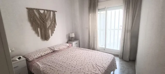 ¡OPORTUNIDAD! APARTAMENTO DE 2 DORMITORIOS Y 2 BAÑOS CON GRAN TERRAZA, BALCÓN Y PISCINA CERCA DEL MAR — 9