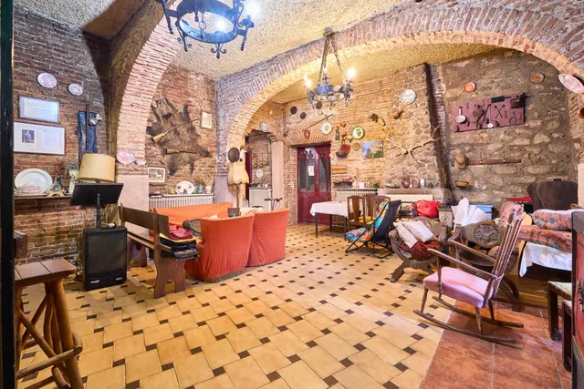 Edificio hotelero en venta en Calle Calleja — 2