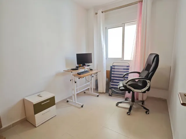 Piso de 2 dormitorios con terraza y ascensor en Torrevieja — 7