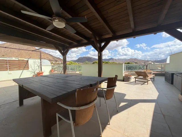 ÁTICO CON LAS MEJORES VISTAS DE ISLA PLANA — 22