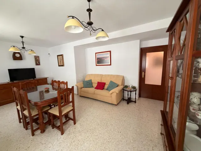 ¡Oportunidad para comprar en Zona de Camposoto!