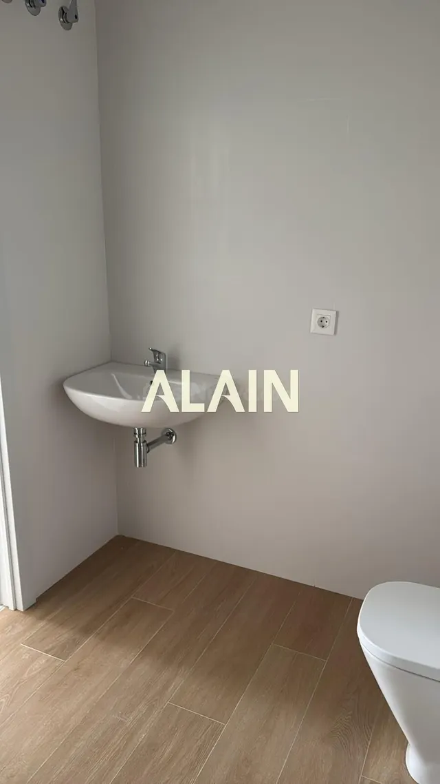 VENTA DE RESIDENCIA COMUNITARIA 7 LOFTS + ZONA COMUN Y 7 PLA - foto 4