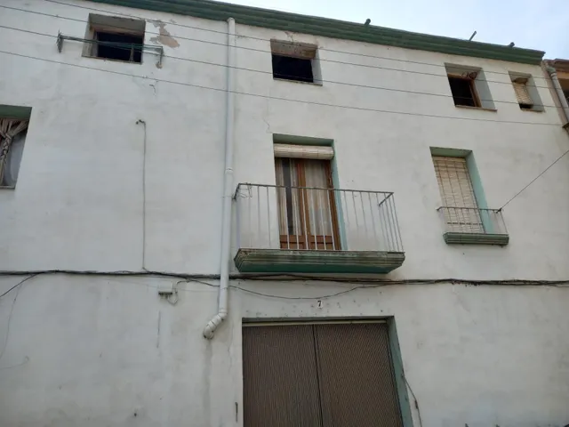 OCAQSION CASA DE PUEBLO A REFORMAR  PARCIALMENTE EN BENIFALLET — 27
