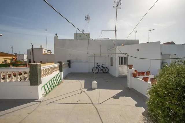 Casa independiente con jardín, patio y azotea en San Fernando — 45