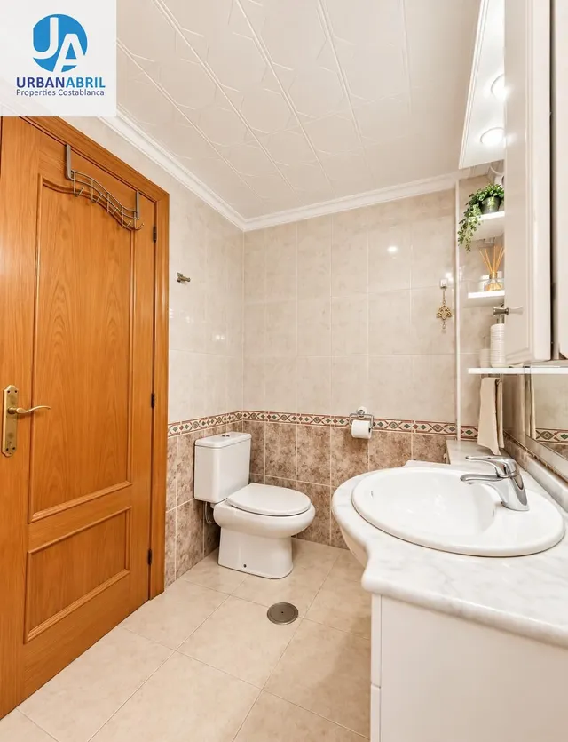 Amplio Piso en El Campello Pueblo a la Venta por €210,000 — 18