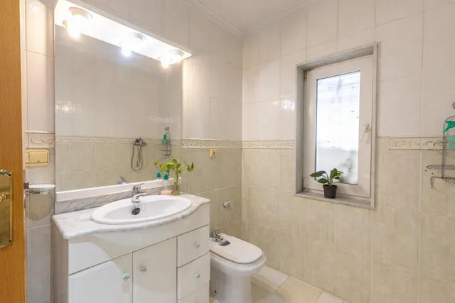Casa en esquina en venta en Las Gabias — 31