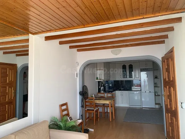 Coqueto apartamento reformado con vistas al mar en Loma Dos — 2