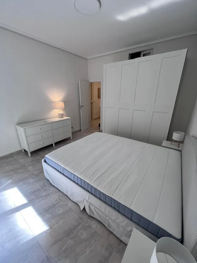 Alquiler de vivienda de 4 dormitorios con terraza — 22