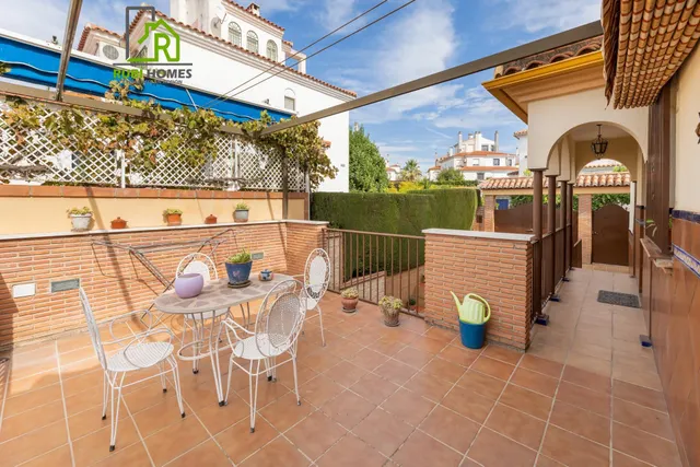 VIVIENDA PAREADA EN MONTELUZ — 20