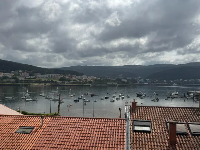 Casa de piedra en camino de Santiago en Corcubion — 24