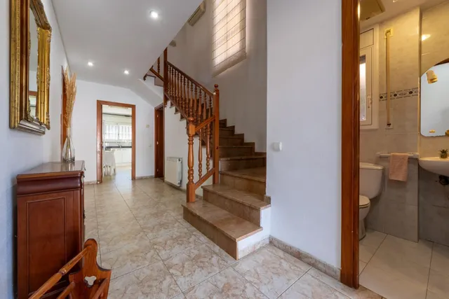 Espectacular Chalet de 4 habitaciones en Tarragona - ¡Tu Nuevo Hogar Te Espera! — 14