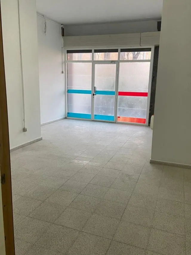 Local comercial - Granollers (Font Verda) - foto 3