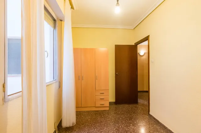 VIVIENDA CON GRAN PATIO PRIVADO FRENTE AL NUEVO HOTEL BARCELÓ 5★ — 45