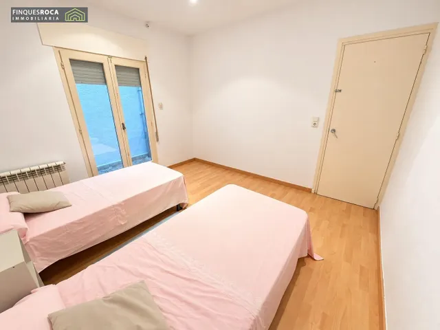 Casa céntrica y muy luminosa, con almacén de 105 m2 y magnífica terraza privada de 70 m2. — 12