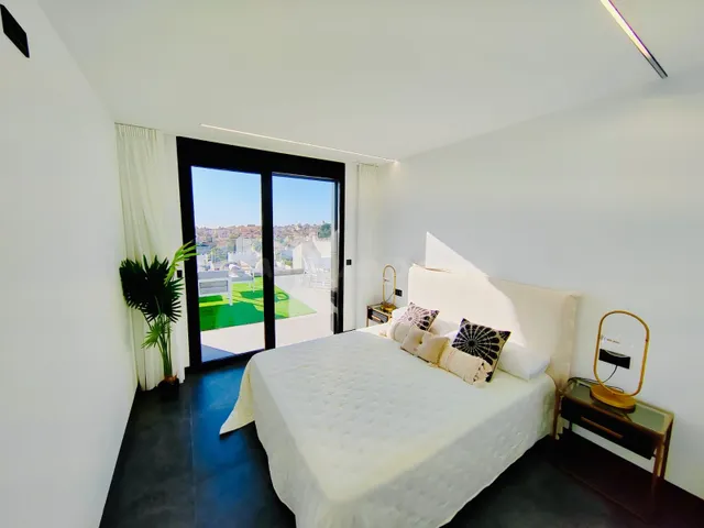 Villa 3 habitaciones 128m² en venta - Urbanización Perla del - foto 5