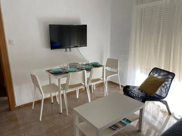 Piso para estudiantes en La Chana (Calle Sagrada Familia) –  - foto 2
