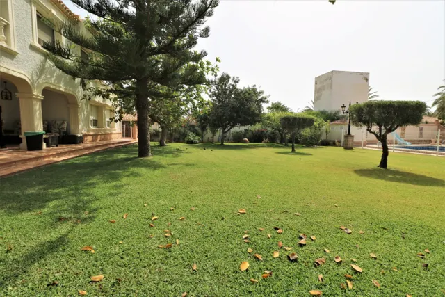 GRAN VILLA EN LA EXCLUSIVA ZONA DE CABO ROIG — 6