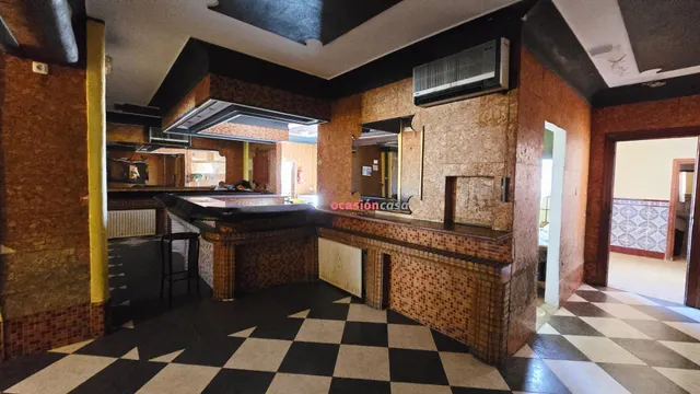 PISO (ANTIGUA CAFETERIA) EN VENTA - foto 3