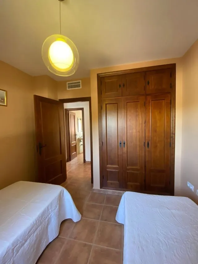 CHALET DE 2 PLANTAS  INDEPENDIENTE EN LA BARROSA CON 1200 M2 DE PARCELA — 20